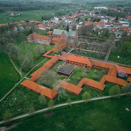 Logumkloster Refugium Esterno foto